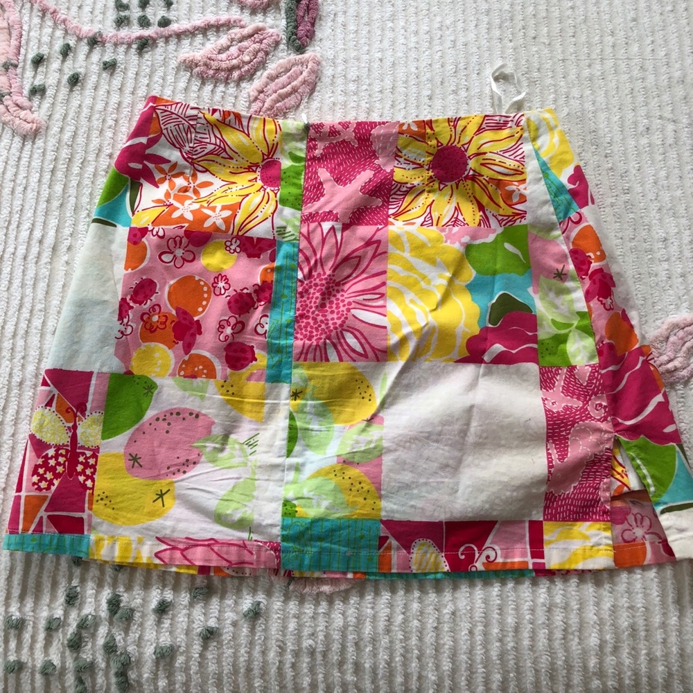 Lily Pulitzer women’s skirt SIZE 4 (authentic)